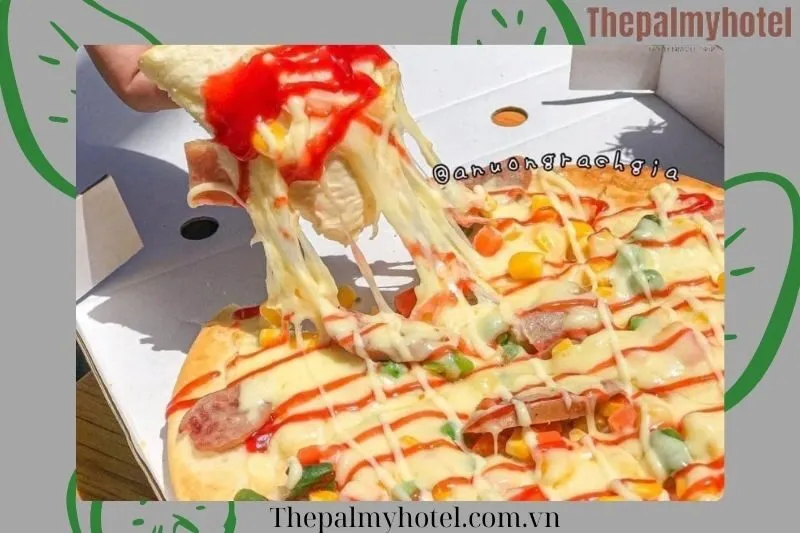 Quỳnh Pizza and Bakery